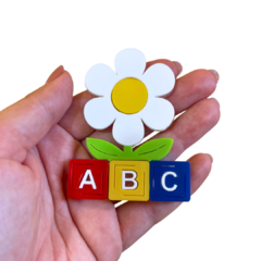 APLIQUE MARGARIDA ABC BIG ESCOLAR ACRILICO ADL - 7CM - 1 UNIDADE na internet