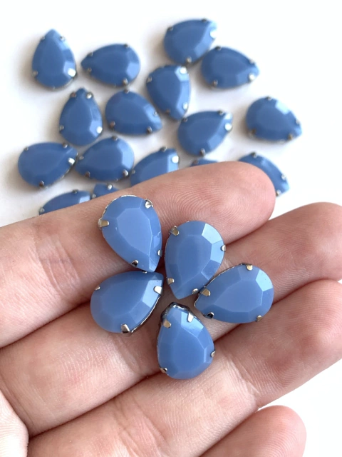 APLIQUE PEDRA GOTA AZUL JEANS (14MM) - 5 UNIDADES