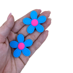 APLIQUE FLOR YAMA AZUL EMBORRACHADO - 2 UNIDADES - comprar online