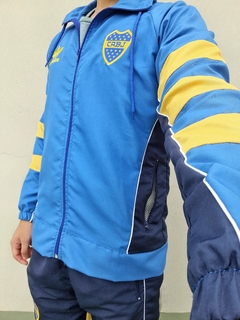 Imagen de CONJUNTO ROMPEVIENTO BOCA JUNIORS UNISEX