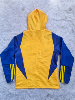 Campera rompeviento unisex en internet