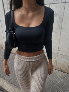 BLUSA ANNE PRETA