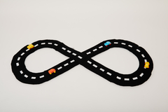 Pista Con 4 Autos - 1 metro 20cm x 50cm