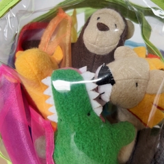 Mochi Selva Arcoíris - 5 Animalitos Selva + 7 Pañuelos de gasa - comprar online