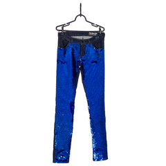 Calça jeans skinny com paetê