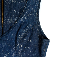 vestido jeans com zíper aparente