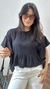 Blusa Bata Viscose Babado Recorte Quadrado Liz Preta - comprar online