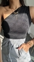 Blusa Viscolycra Nula Manga Boho Chic Barra Transversal Fenda Lateral Mabel Preta