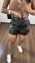 Shorts Cintura Alta Zíper Corino Vânia Preto - Menta Pimenta Rosa - Loja de roupas femininas - estilo - Moda básica - atemporal - estilosa