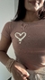 T-shirt Tee Camiseta Viscolycra Slim Babylook Coração Nude Chocolate - loja online
