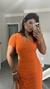 Vestido Canelado Ribana Longo Longuete Gola V Manga Curta Rebeca Laranja na internet