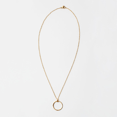Colar Curto Círculo Dourado na internet