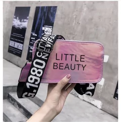 Bolsa Tiracolo Sandy na internet