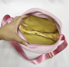 Imagem do Bolsa tiracolo redonda impermeável