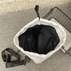 Imagem do Bolsa tiracolo Saco estilosa