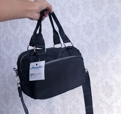 Imagem do Bolsa Lorena tiracolo impermeável