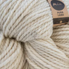 Imagen de Lana Pura Marca Mia X Madeja x Kilo