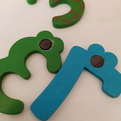 NUMEROS DE MADERA CON IMAN en internet