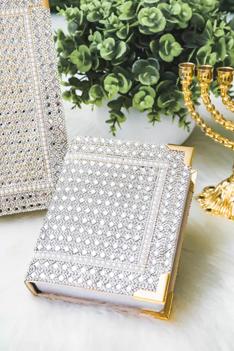 BÍBLIA M 16X11 COM HARPA - Letra media