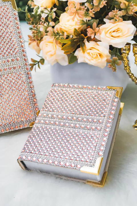 BÍBLIA M 16X11 COM HARPA - Letra media