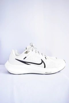 Zapatillas Nike (t.7.5us)