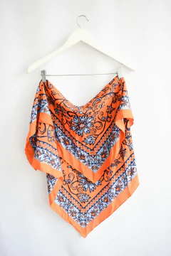 Pañuelo Cher - comprar online