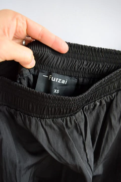 Pantalon Furzai (t.xs) en internet