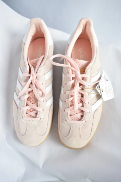 Zapatillas Adidas (t.8.5us) NUEVAS en internet