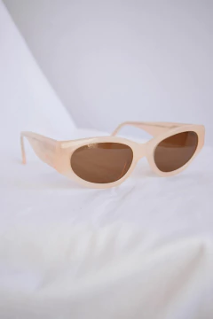 Imagen de Anteojos Ay not dead