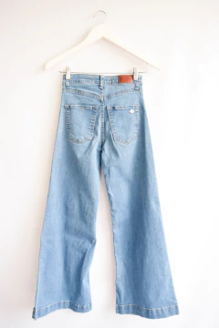 Jean Estancias (t.24) en internet