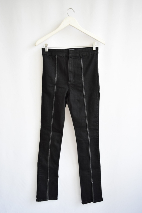 Pantalon Zara (t.s)