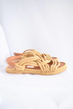 Sandalia Urban Cow (t.38) - Malva Streetwear