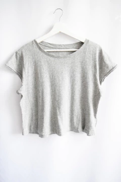 Remera Jazmin Chebar (t.01) en internet