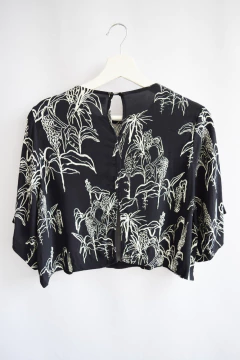 Remera Ay not dead (t.02) en internet