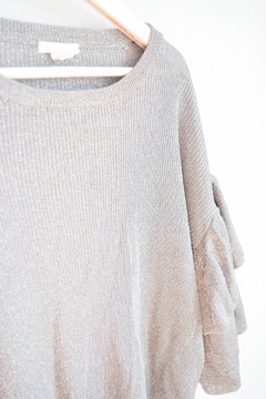 Sweater H&M (t.l) en internet