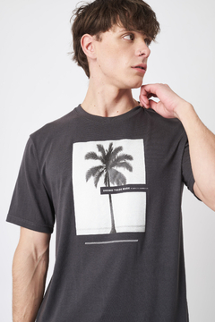 REMERA PALM - comprar online