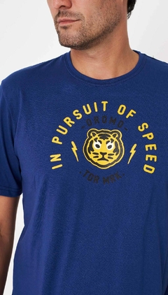 Remera In persuit of speed - comprar online