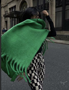 BUFANDON MANSY en internet