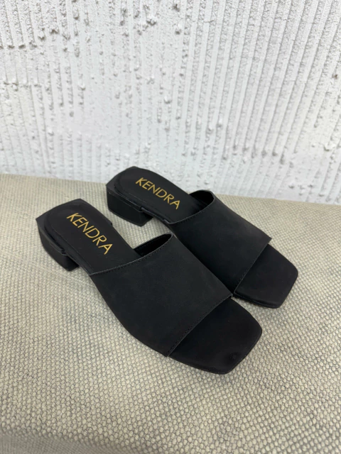 Zueco ALVVA Nobuck Negro - comprar online