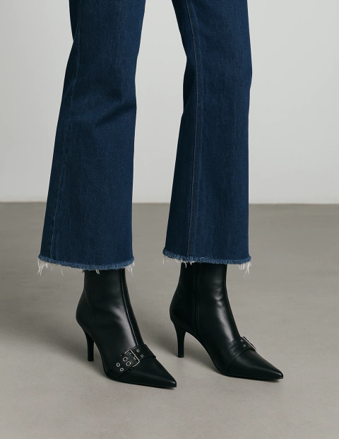 Botineta ALEXA Negro - comprar online