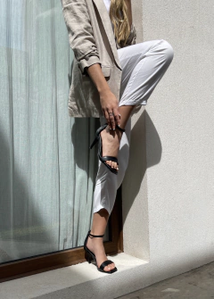 Sandalia BRASILIA Negro en internet