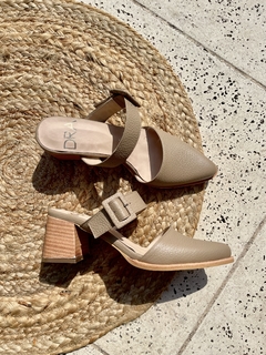 Stiletto LUCRECIA Vison - comprar online