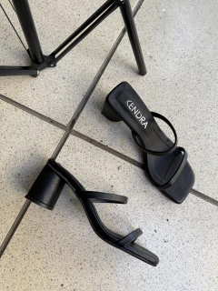 Sandalia HABANA Negro - KENDRA