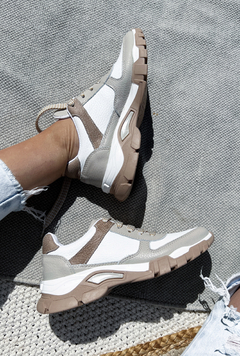 Sneaker LALA Crudo en internet