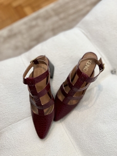 Stiletto VALENTINO Charol Cherry en internet