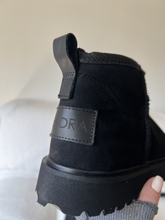 Botas CHESTNUT Negro - KENDRA