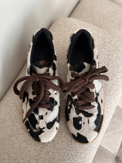 Sneaker COW PRINT en internet