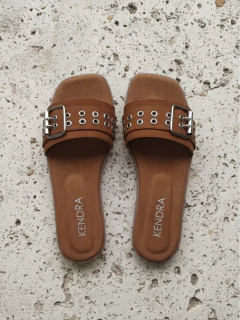 Chata ASIA Suela en internet