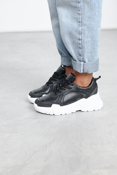 Sneaker BECCA Negro - tienda online