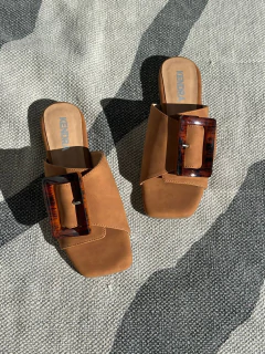 Chata MARLOWE Suela en internet